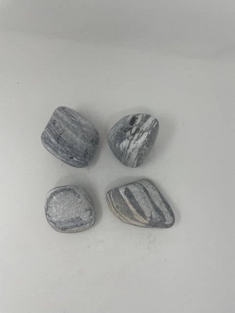 Grey Cloud Stones 5-10cm (per kg)