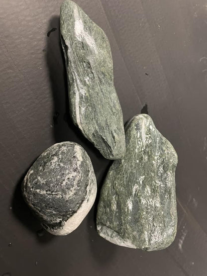 Green Forest Stones 5-10cm (per kg)